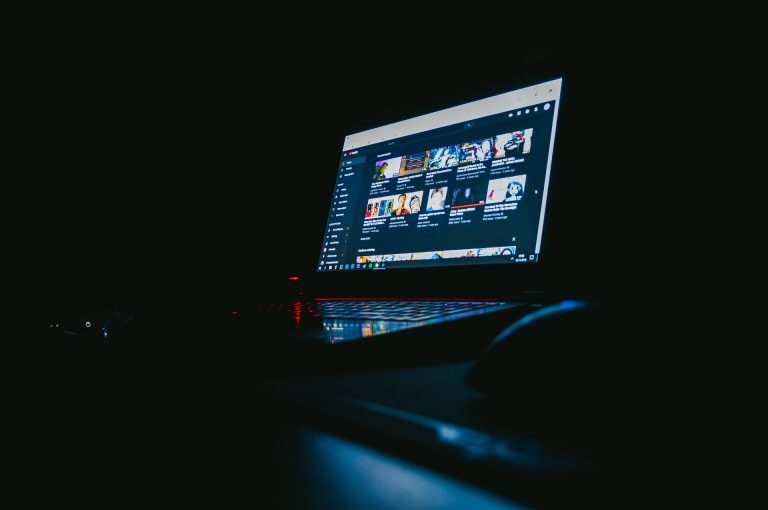 Laptop RTX 3050 termurah di Indonesia